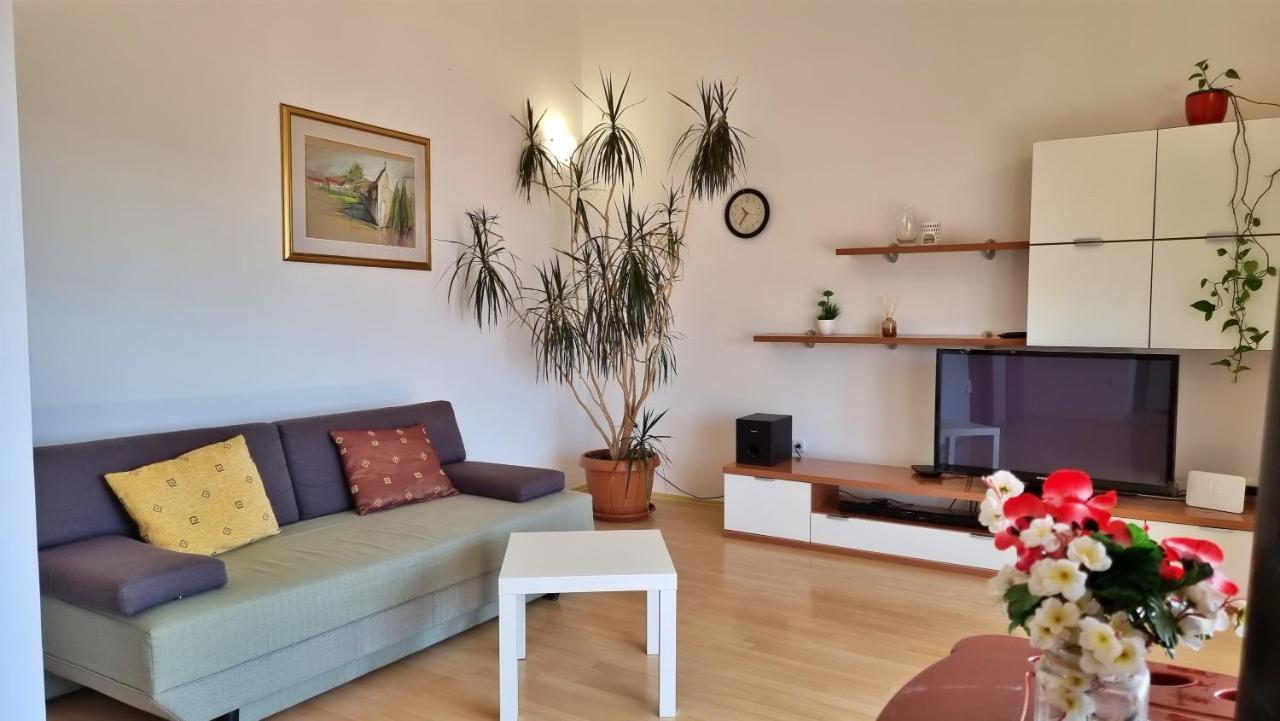 Apartments Gajo Omiš Εξωτερικό φωτογραφία