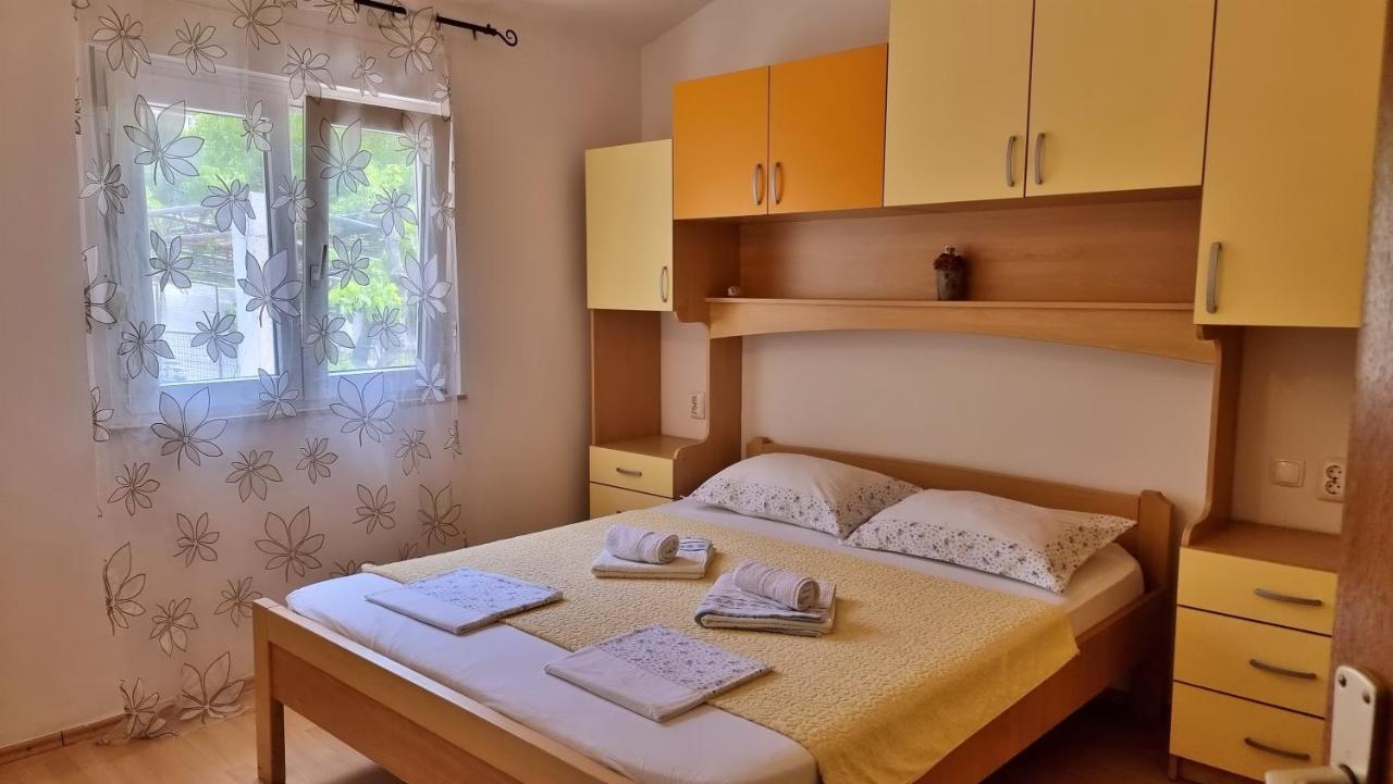 Apartments Gajo Omiš Εξωτερικό φωτογραφία