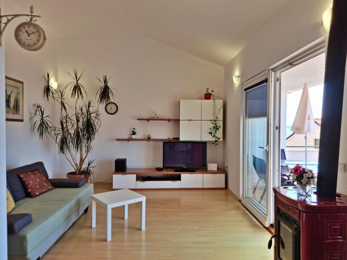 Apartments Gajo Omiš Εξωτερικό φωτογραφία