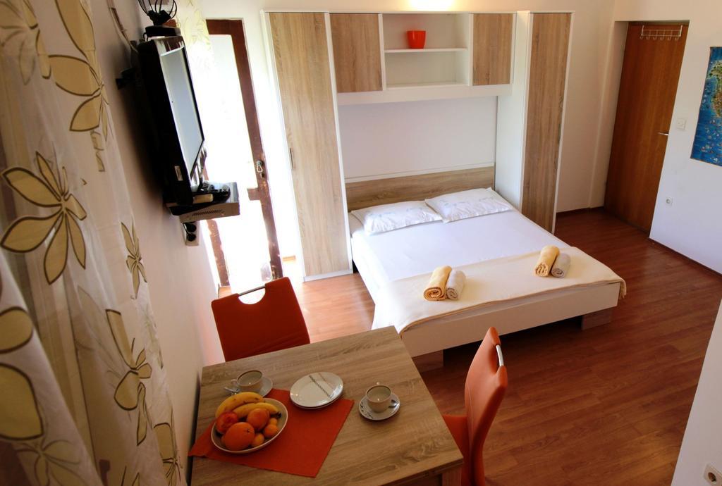 Apartments Gajo Omiš Εξωτερικό φωτογραφία